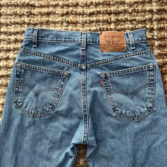 Vintage Levi’s 505 Straight Leg Jeans Size 30 tag (32x32) Medium WashMen – EUC